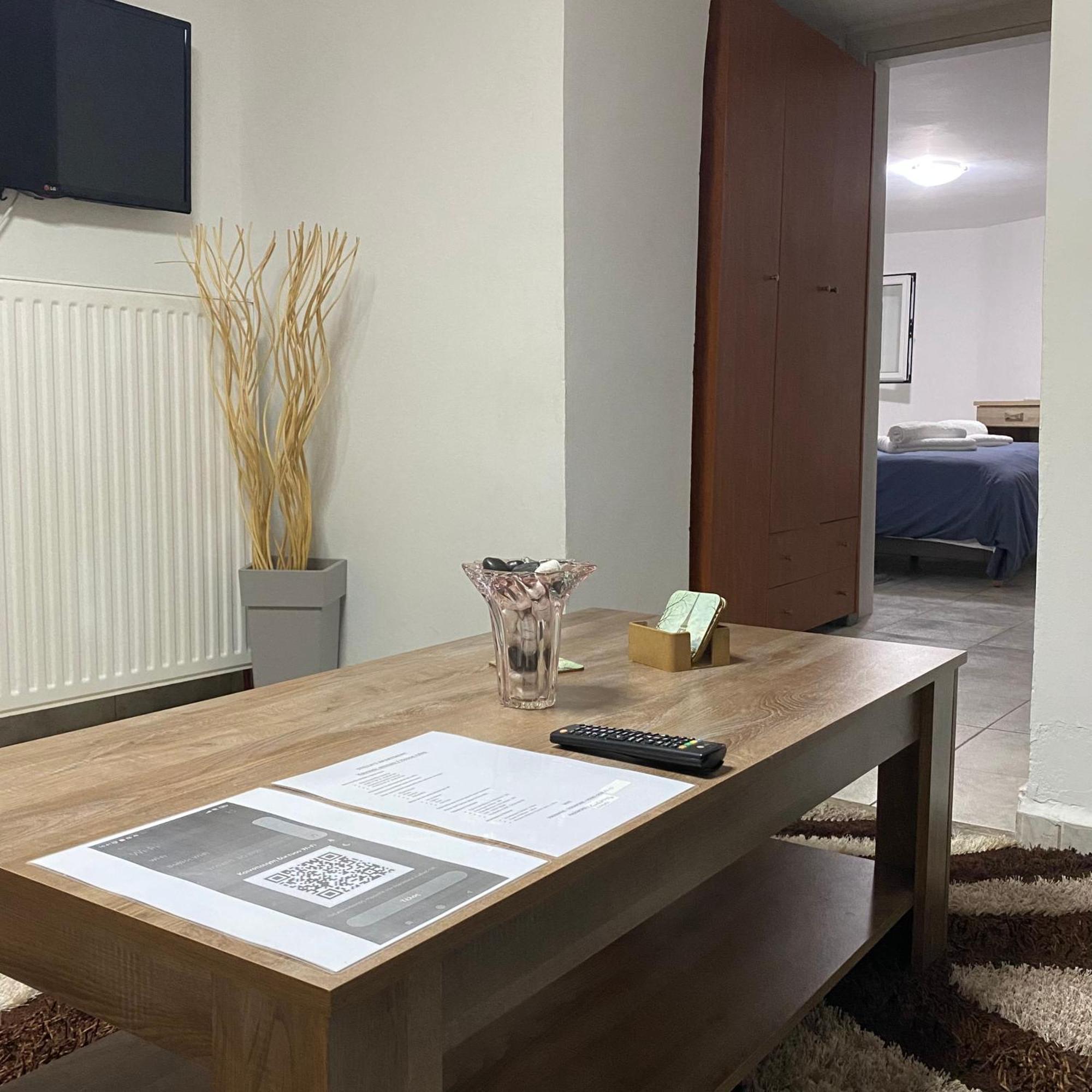 Stella'S Apartment Mytilene Bagian luar foto